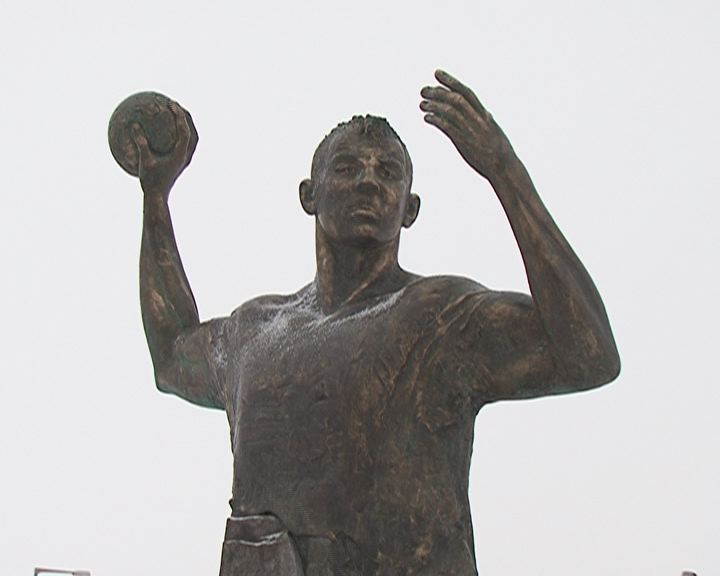 Emlékmű Marian Cozmának