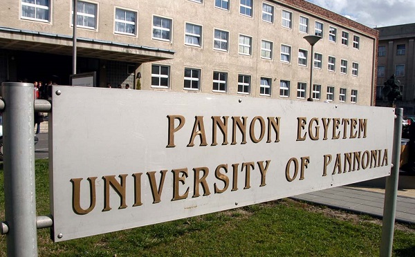 A Pannon Egyetem csaknem 924 millió forintos uniós támogatást nyert a világszínvonalú elektromikroszkópos laboratórium létrehozására