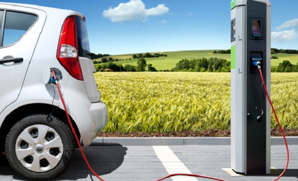 Az elekromobilitás jegyében indul kísérleti program