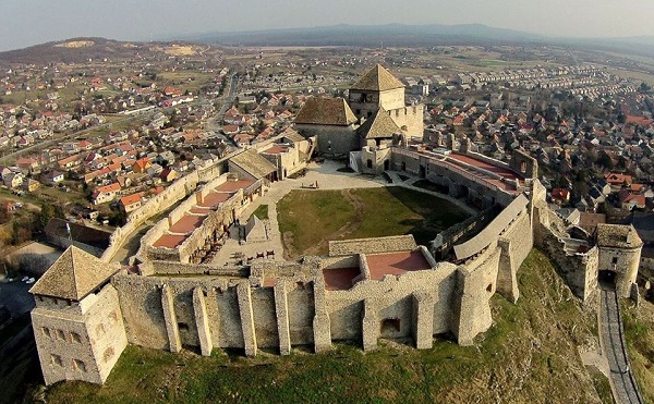 Megújul a sümegi vár