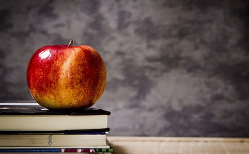 Az ajkai Okos Házban készülhetnek az érettségire a középiskolások